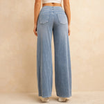 Women’s High-Waisted Wide-Leg Jeans – Light Blue Elastic Waist Denim Pants with Pockets | Casual Baggy Fit (Spring/Summer 2025)